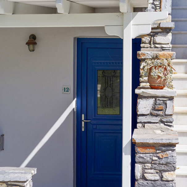 blue door